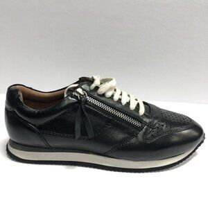 Trotters Women’s Infinity, Black Lace-Up Sneakers, Size 10.5M
